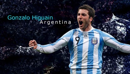 开云官网-布克弑王夜，当聚光灯亮起，他便是舞台本身