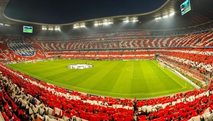 开云体育入口-德甲争冠战焦点战，当猛龙带走爵士，足球场上的文化隐喻