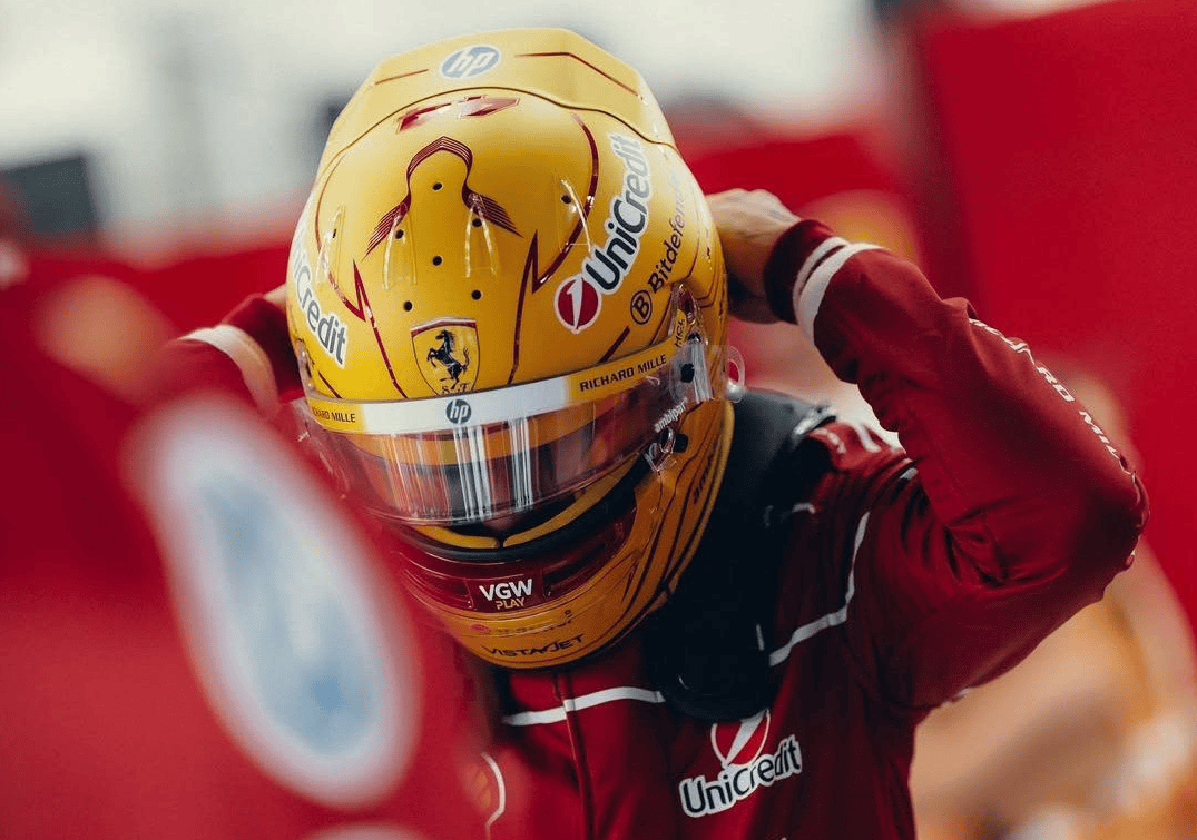 梅赛德斯逆转红牛车队，汉密尔顿统治全场