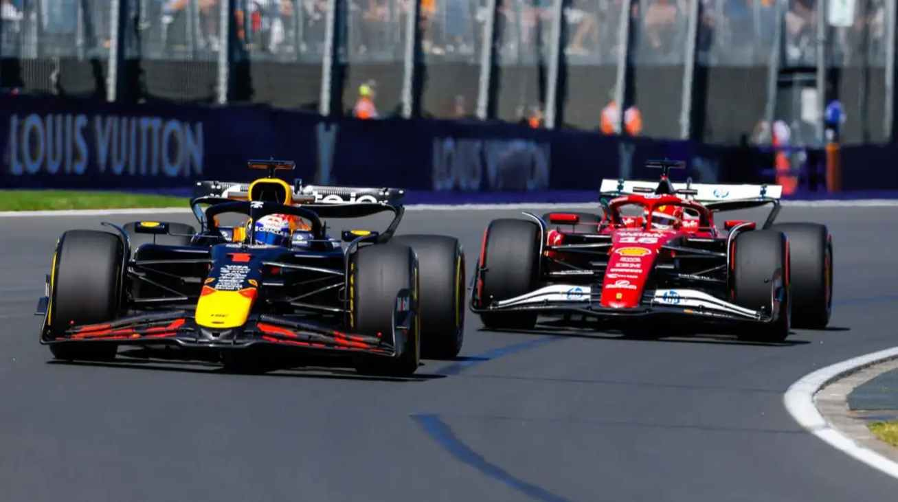 迈凯伦鏖战索伯车队，汉密尔顿刷新纪录