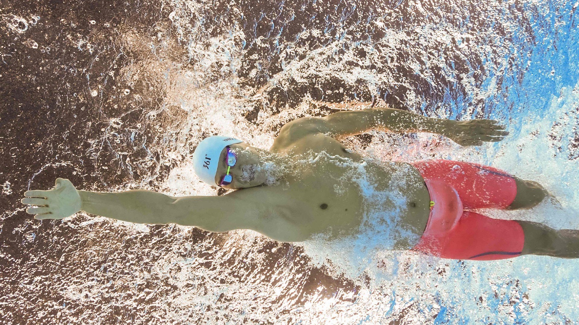 格纳布里利刃出鞘撕裂防线，沙特新贵力克国米震撼足坛