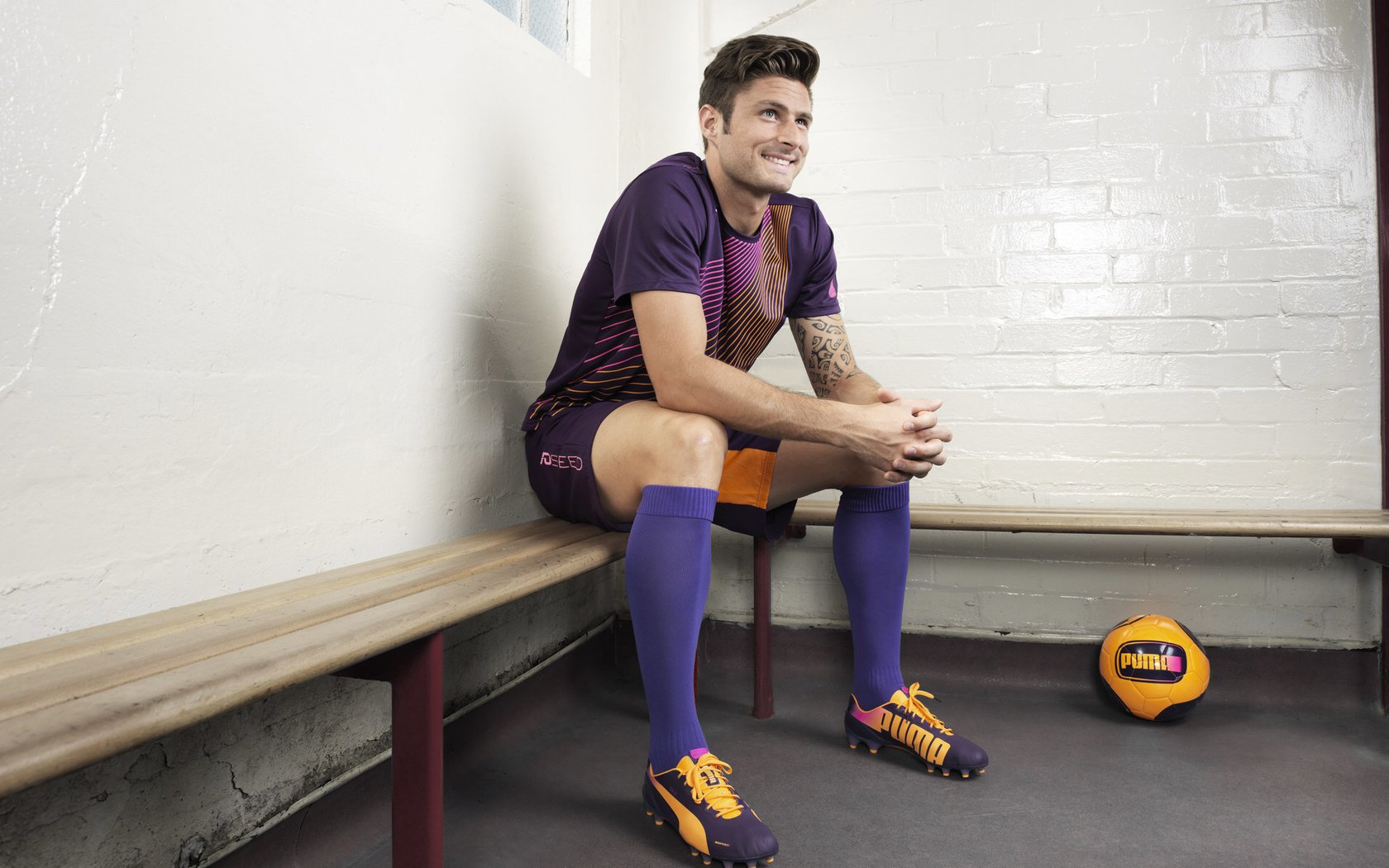 魔术正面击溃新疆队，当欧冠淘汰赛的战术闪电，劈开CBA的固有长城