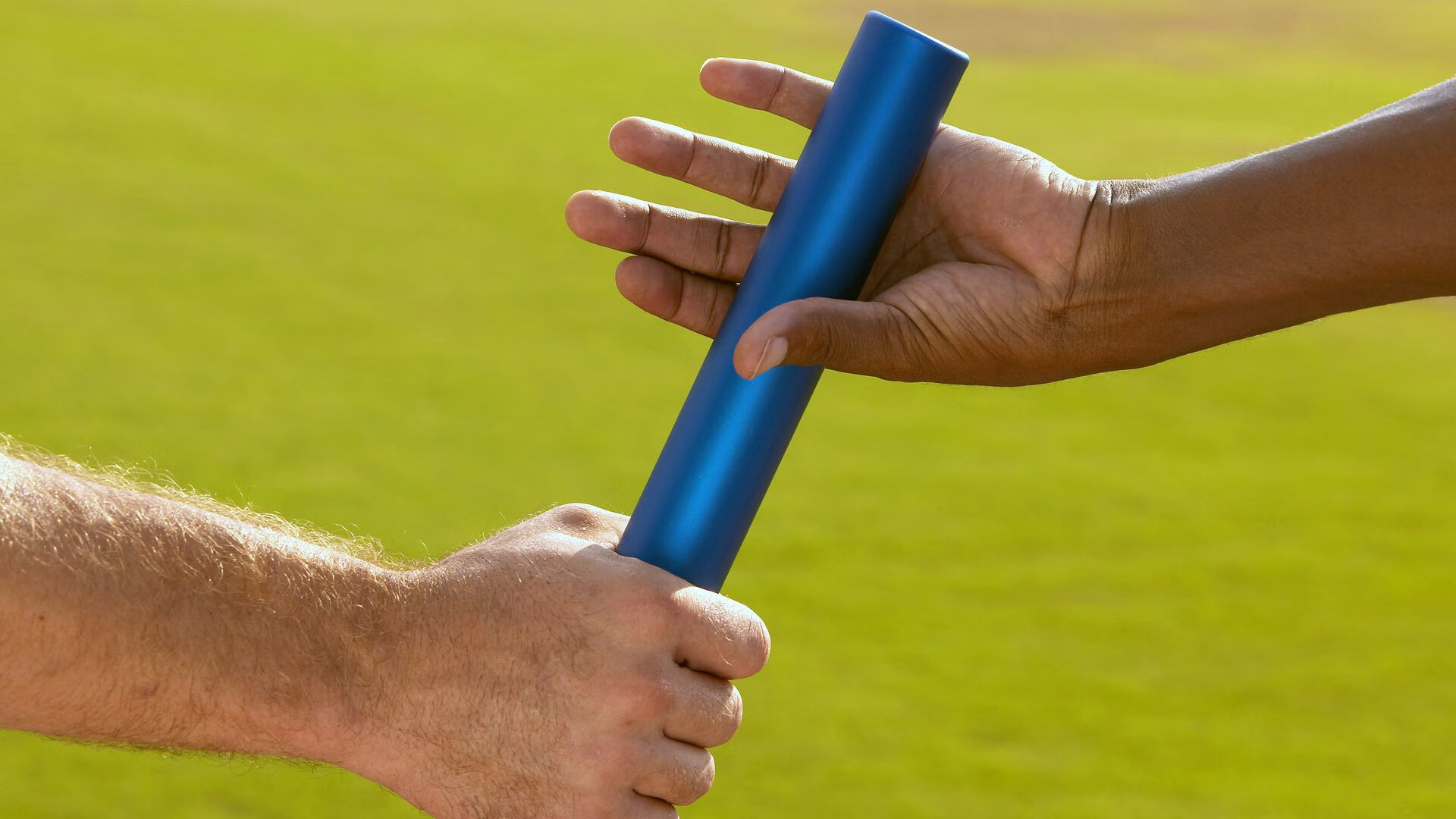 灰熊撕碎雄鹿，东契奇无争议最佳背后的篮球革命